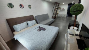 PJ Empire Duplex#2, 6pax